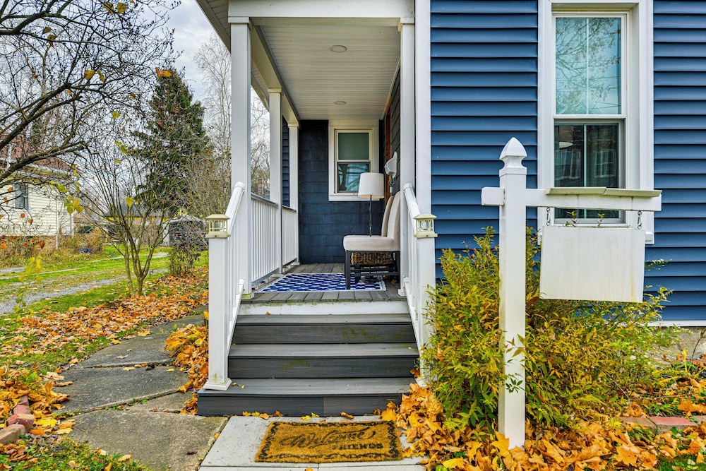 Newly Renovated Private Cottage Near Niagara River