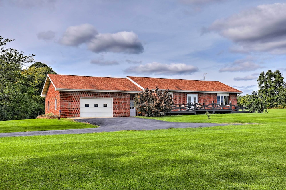 Ovid Home w/ Lake Views on Cayuga Wine Trail! view 2
