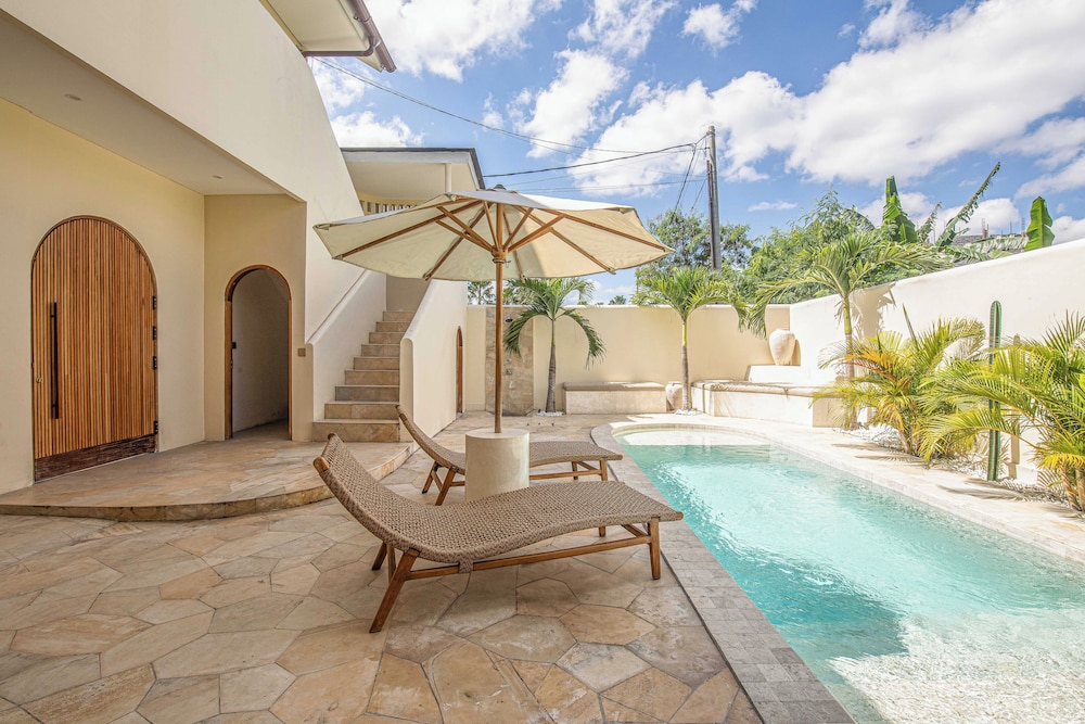 Luxury 4BR Villa With Private Pool in Canggu