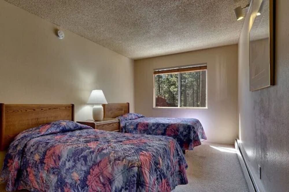 Lake Tahoe Vacations - Heavenly Valley Townhouses - Property Image 23
