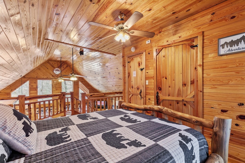 Hickory Hollow Hideaway
