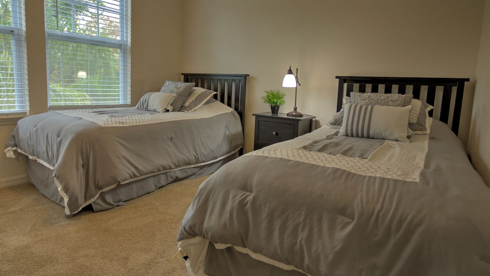 Lincoln Townhome at Lucaya Resort - Image 4