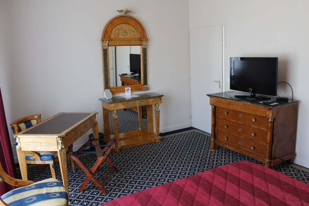 Hotel Fleur De Lys - Property Image 29