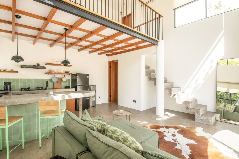 ULU Folie 1BR Loft in Pecatu