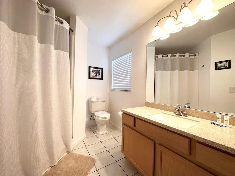 Less Than 10 Minutes From Disney 3Bd Villa With Pool
