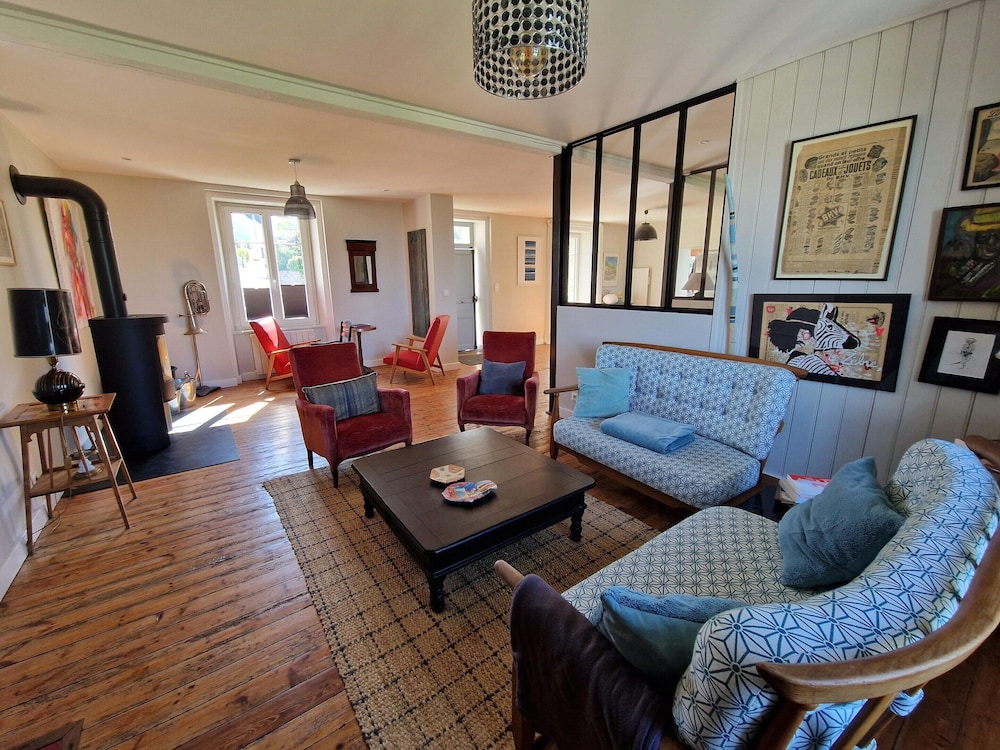 Holiday Home in Locquirec Near Sandy Beach