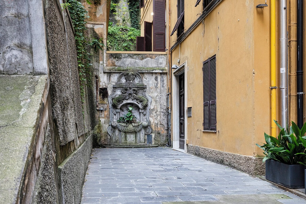House of Elaisa by Wonderful Italy