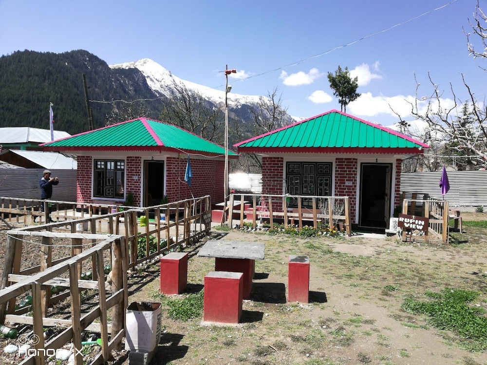 StayApart - Shruti Guest House