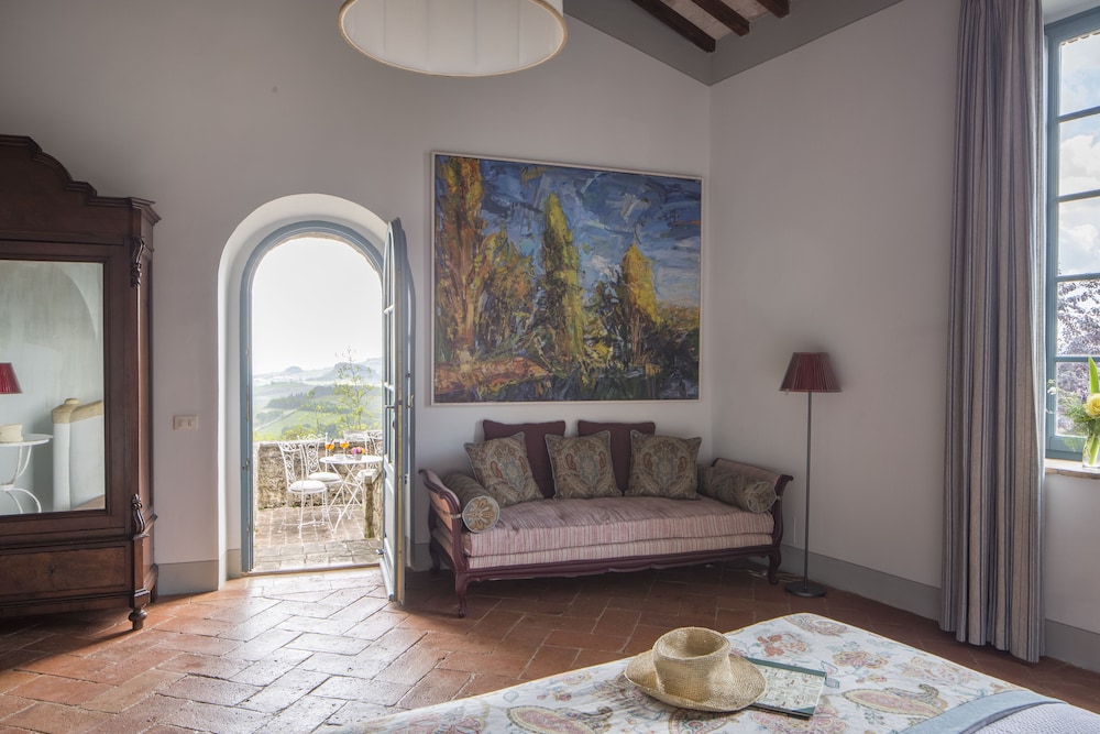 Borgo Pignano Volterra Tuscany