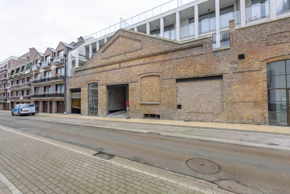 Apartment in Middelkerke With Terrace