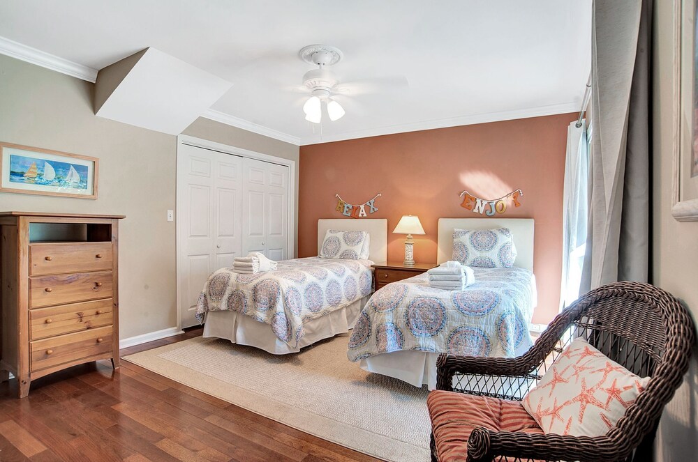 6 Windjammer Court at The Sea Pines Resort view 5