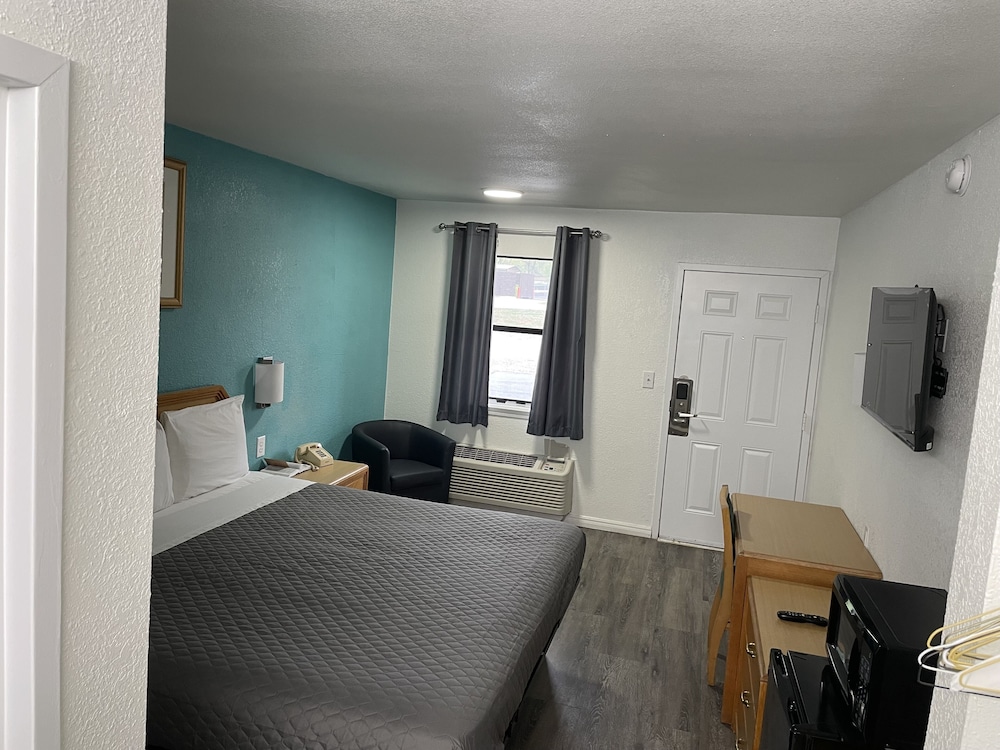 Executive Inn of Purcell view 3
