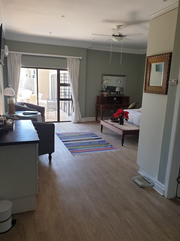 Fairway Guesthouse view 4