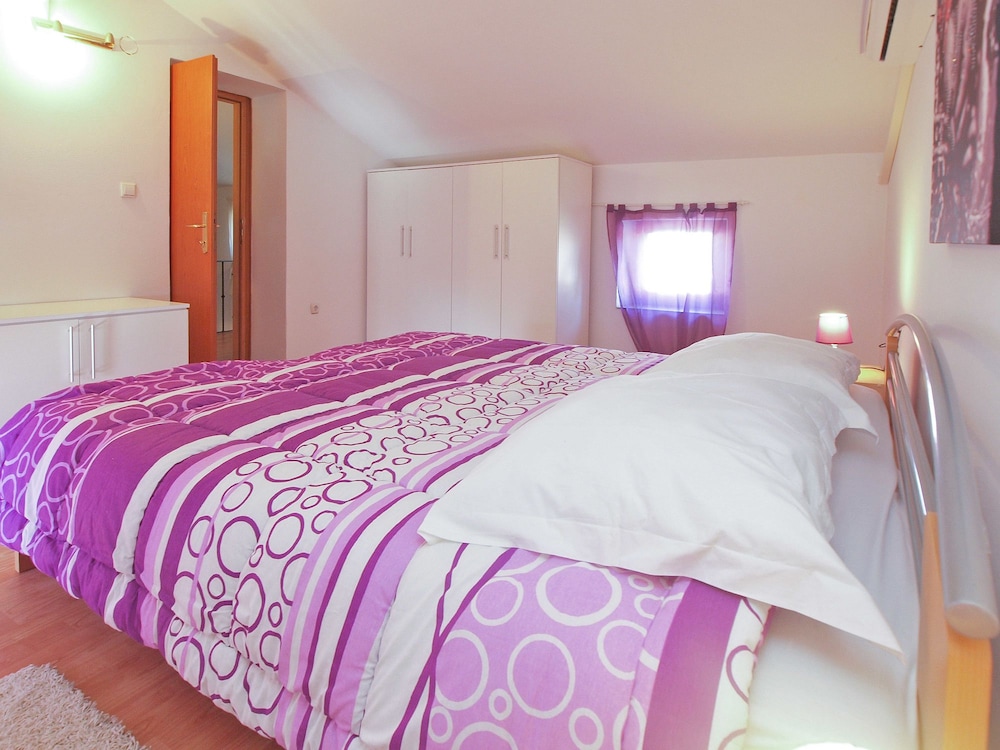 Apartment 1536 view 4