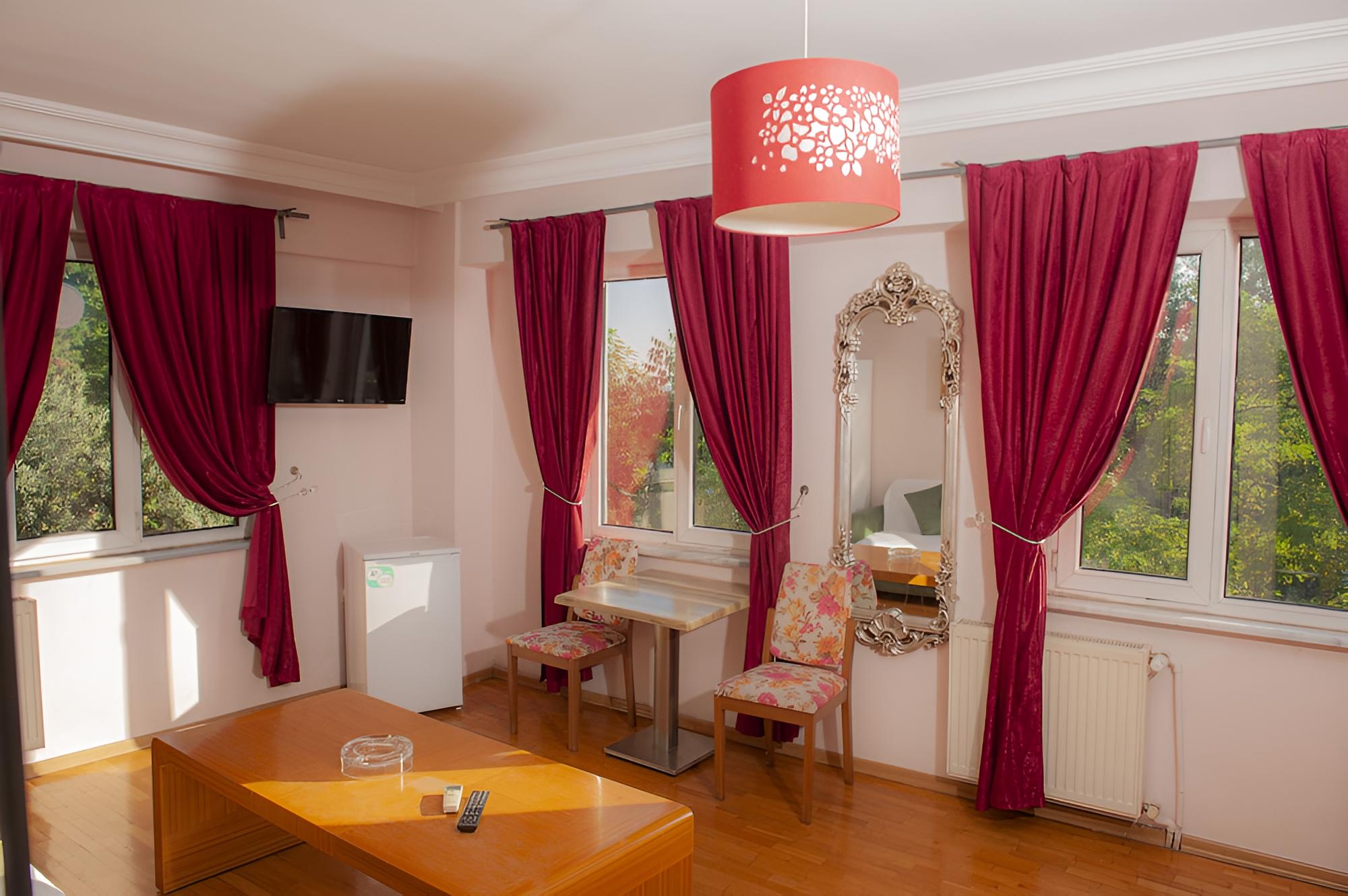Yeşim Suites