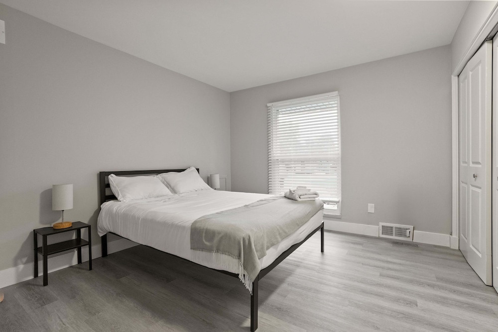 Cozy 2BR 2BA Apartment for the Family