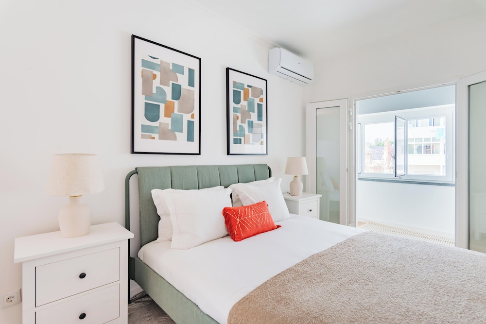 Seaside Modern Flat II at Cascais