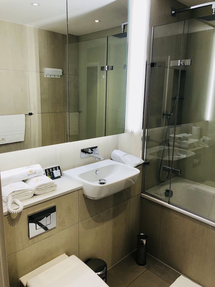 Wembley Vacations - Kaatchi Boutique Apartments - Property Image 3