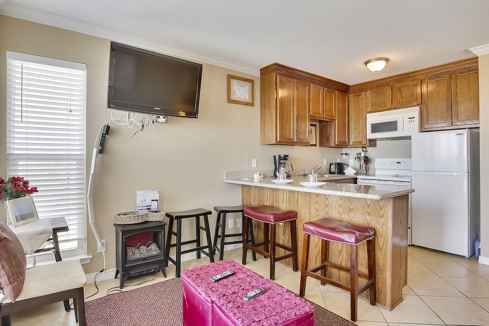 Seascape 1203 - 1 Br Condo