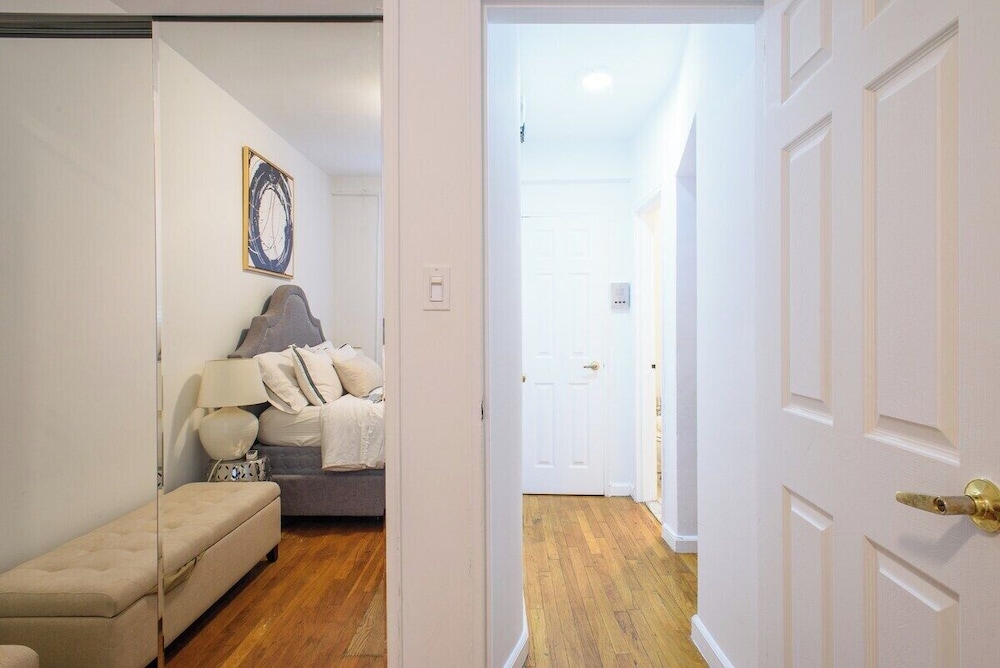 350 Gramercy Apt