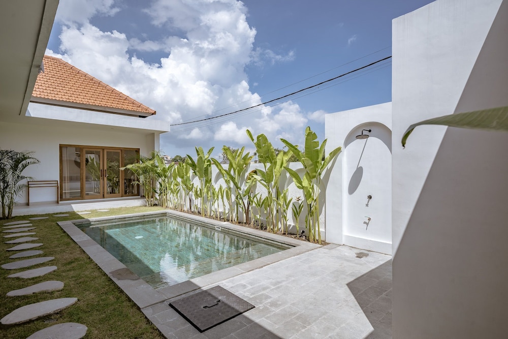 Villa Lume Pererenan