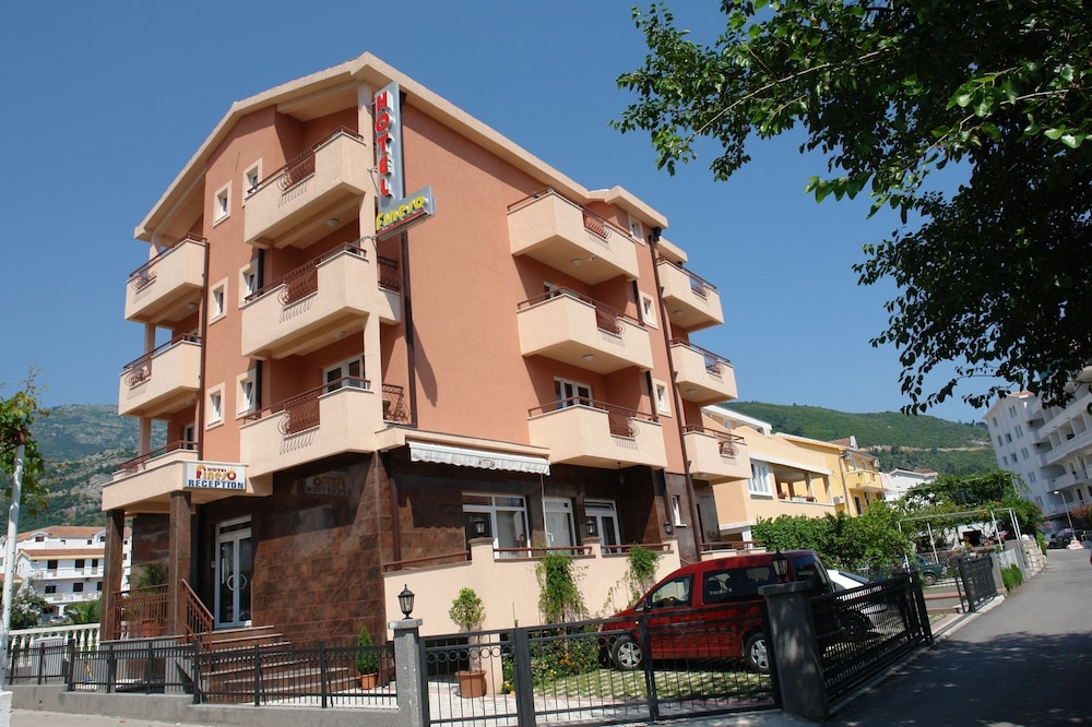 Hotel Garni Hotel Fineso - Image 1