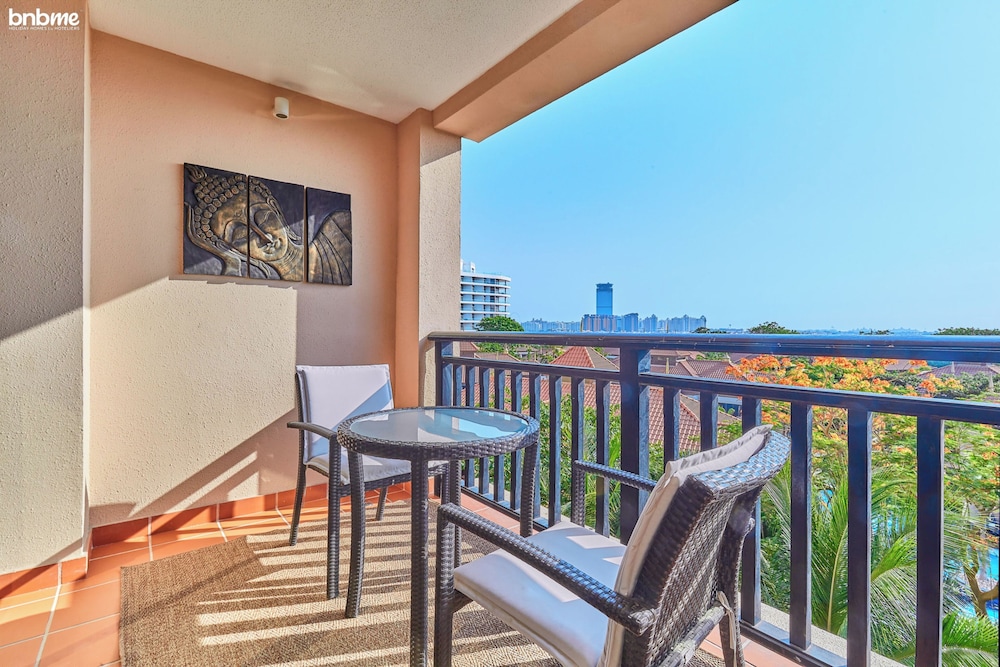 1B-Anantara-327 by bnbme homes