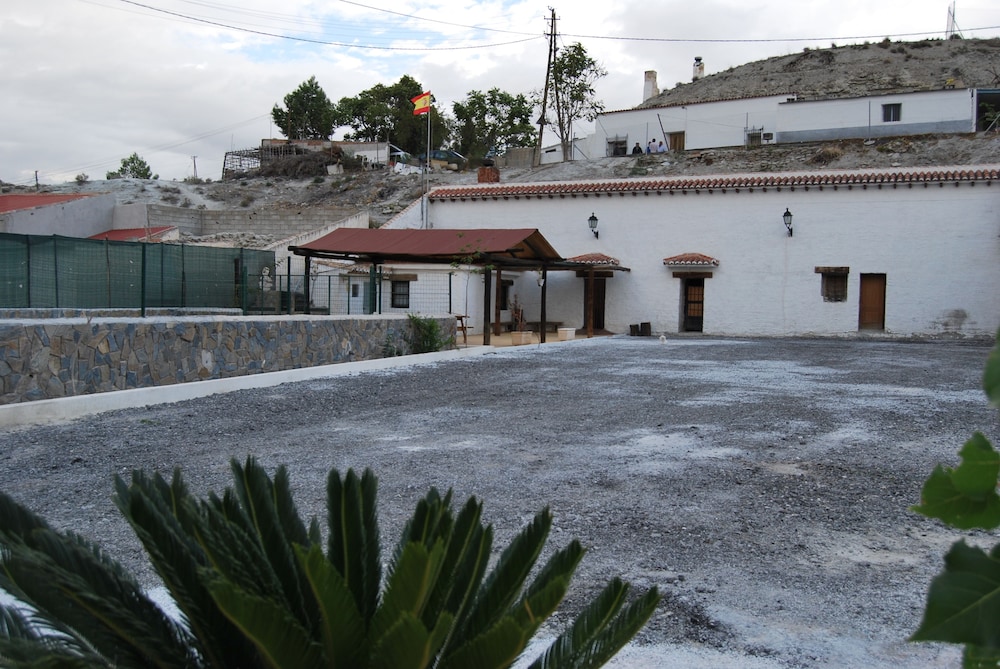 Cueva El Haro