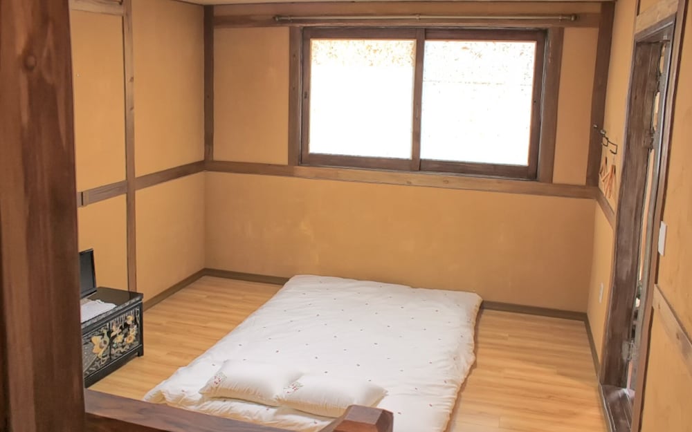 Jeonju Haengjin Hanok Stay view 4