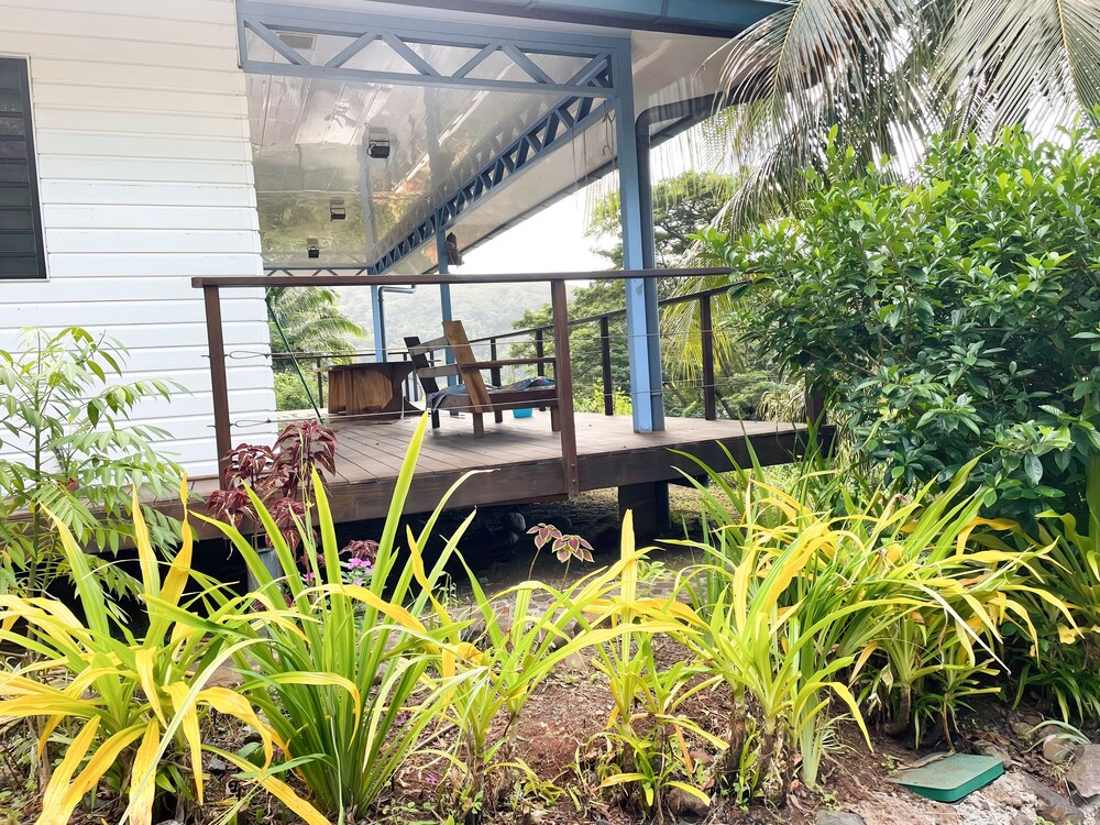 Fare Oviri Lodge