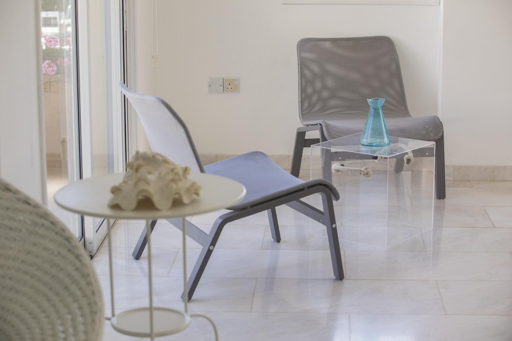 Mazeri in Protaras With 5 Bedrooms and 4 Bathrooms
