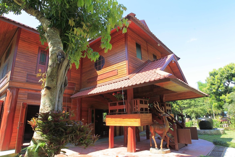 Baan Suan Auy Kham