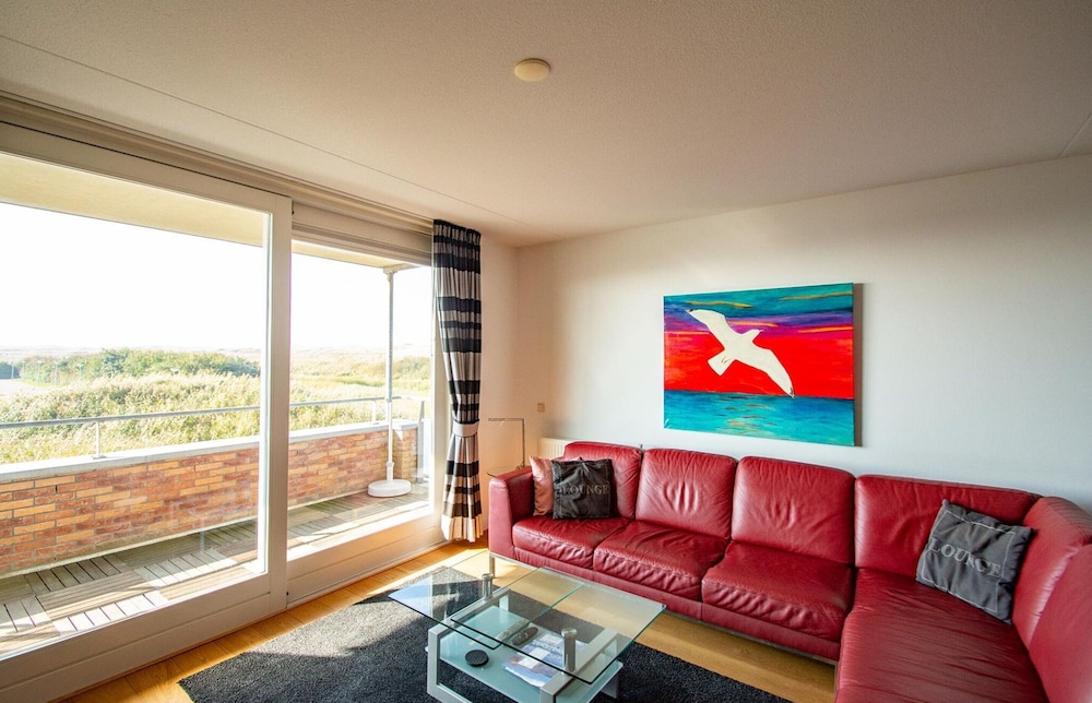 Cozy Apartment With Balcony
