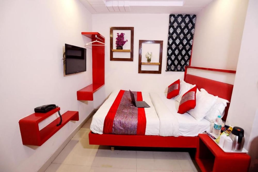 Staybook Hotel Jai Balaji New Delhi Railway Station
