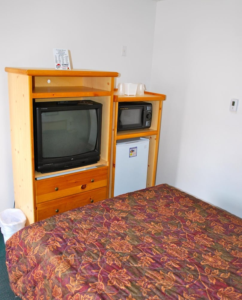 Great Falls Vacations - Central Motel Great Falls - Property Image 36