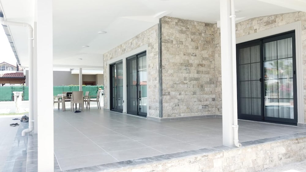 Photo 20
