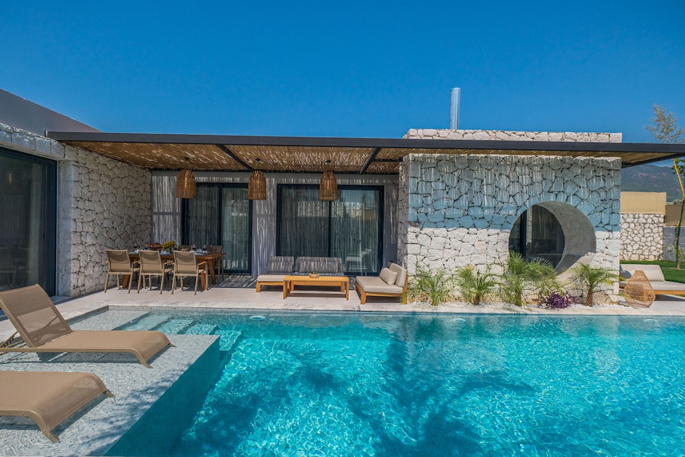 Viohouses-Luxury Private Villas Fethiye view 2