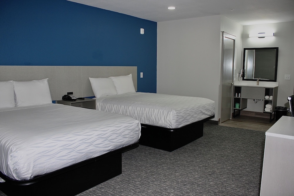 Hummingbird Hotel