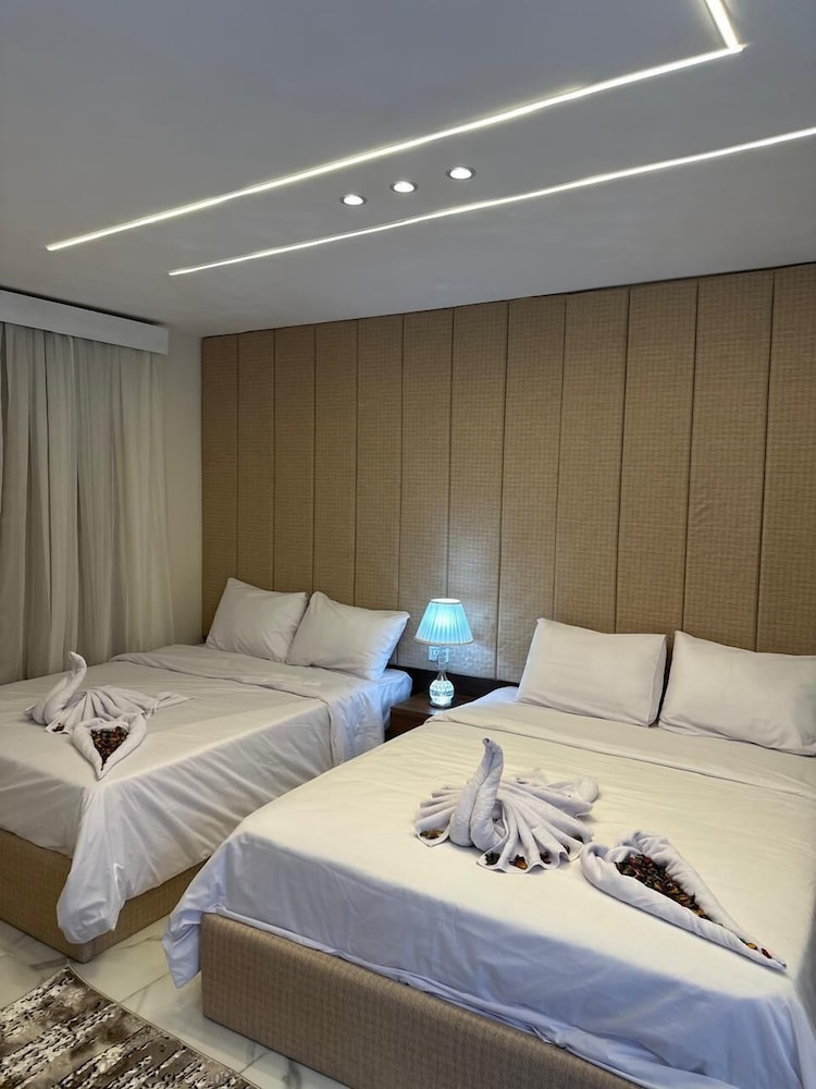 Hermes &Pyramids Hotel