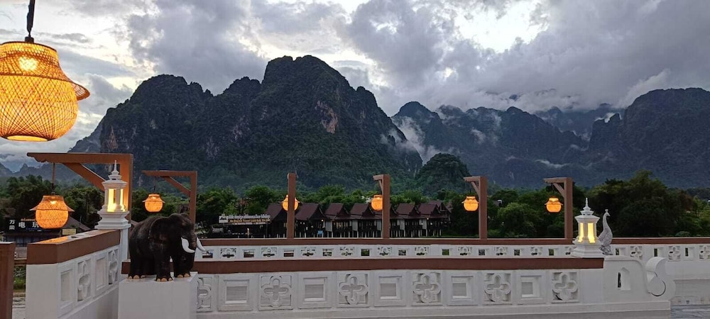 Phubarn VimarnVangvieng Resort