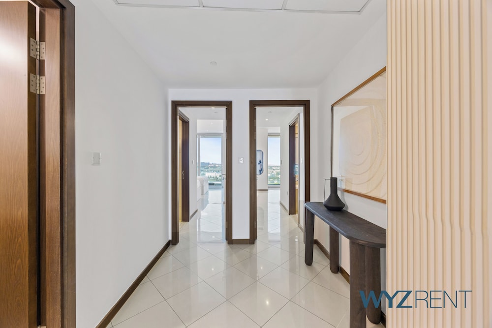 Creekside Haven 2BR Marsa Plaza DFC
