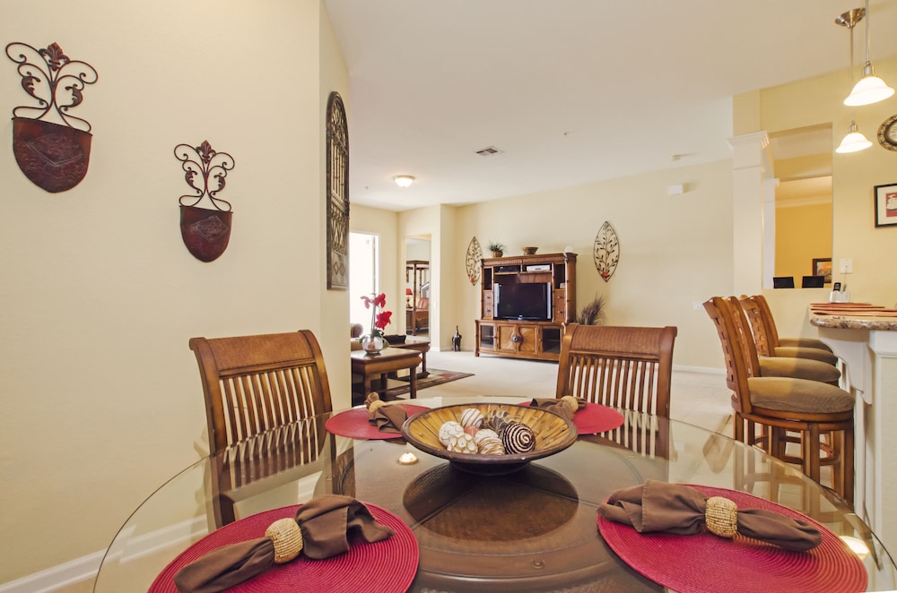3BD 2BA Condo Sleeps 8 Gold RVC30683 Bedroom RHOF
