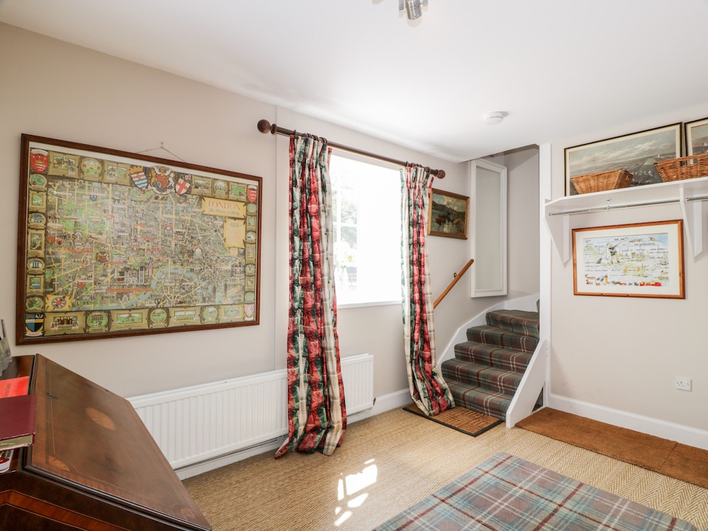 The Mews Flat