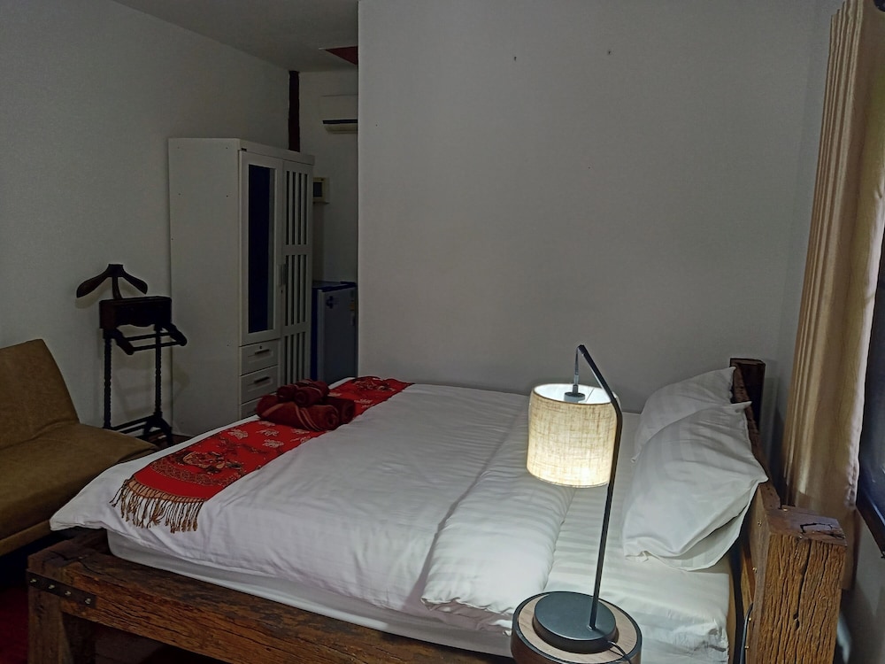 The Forest Hill Cafe & Homestay