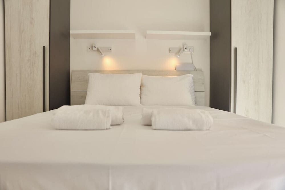 Gozo Coastal Escape Apartment Sea Views in Xlendi