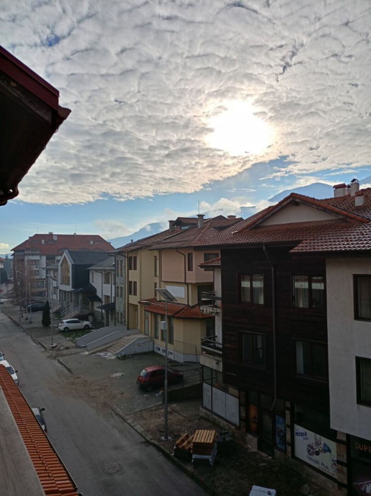 2405 Cosy Mountain View Apartment - 200mbps Wi-fi!