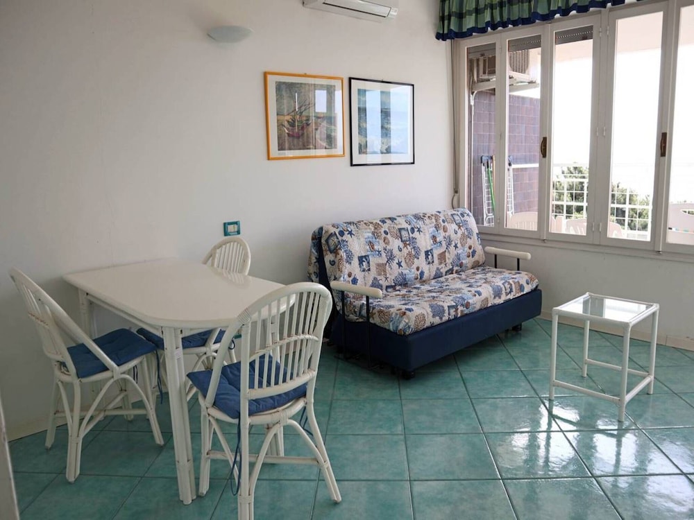 Very Nice Studio With Seaview Terrace Close to the Beach view 3