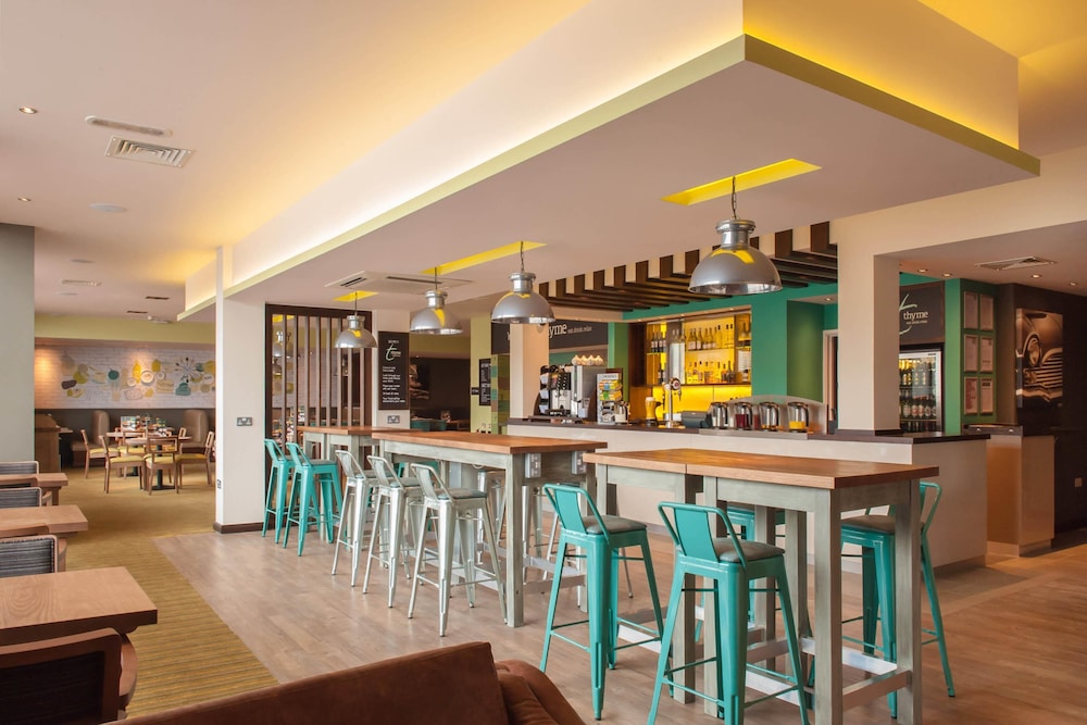 Premier Inn Luton Town Centre 2