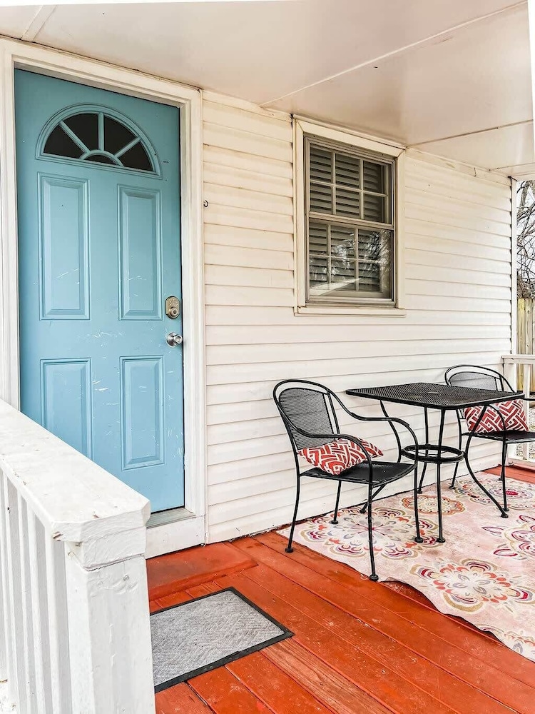 Schiffman Northeast Nook