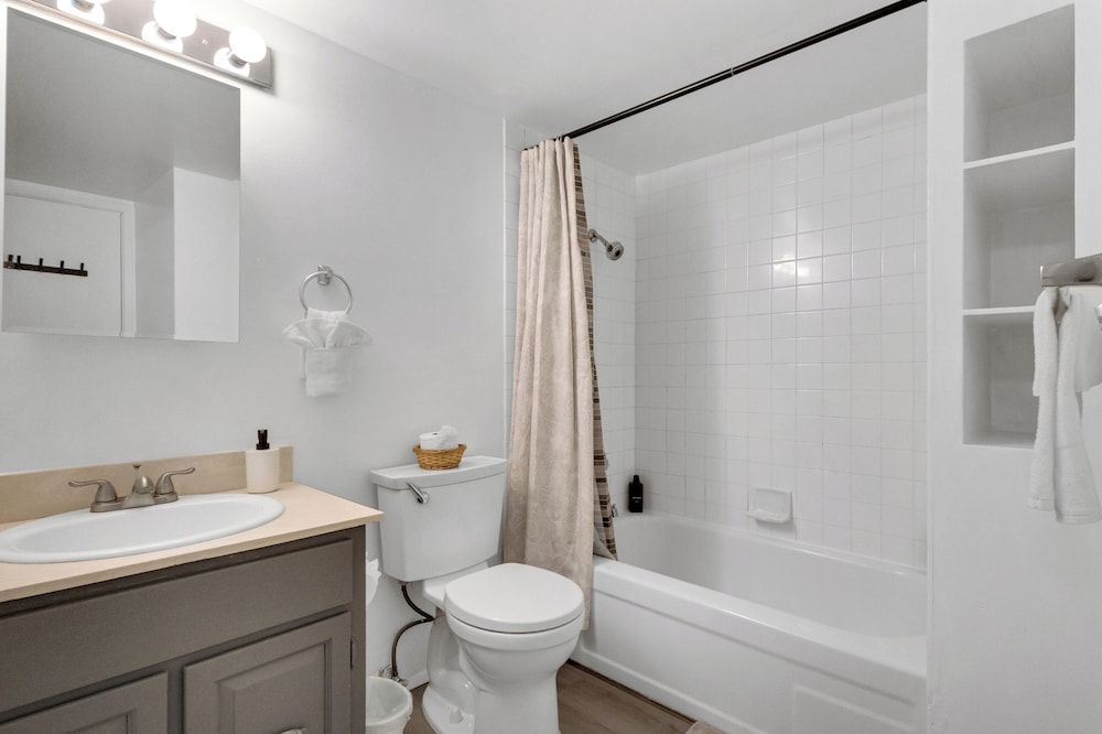 Central Bellevue Retreat